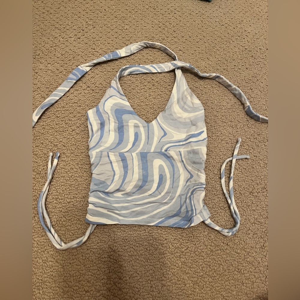 Tied crop
